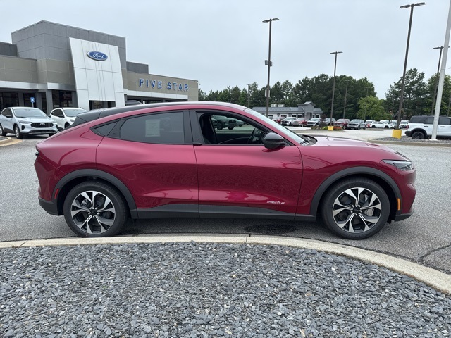 2025 Ford Mustang Mach-E Select photo 14