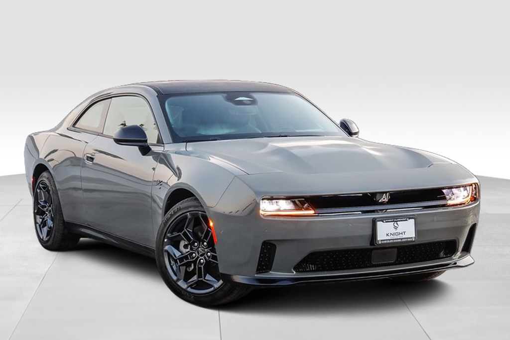 2025 Dodge Charger Daytona R/T photo 2