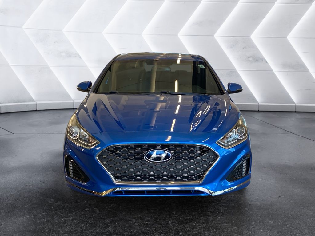 2018 Hyundai Sonata Sport photo 2