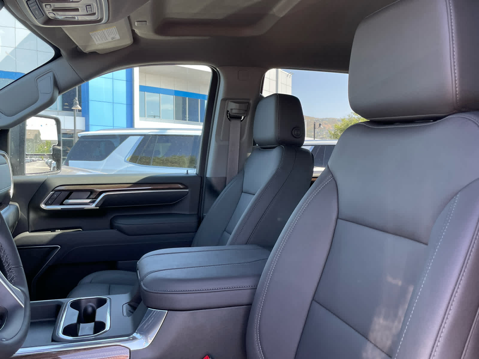 2026 Chevrolet Silverado 2500HD LT photo 24