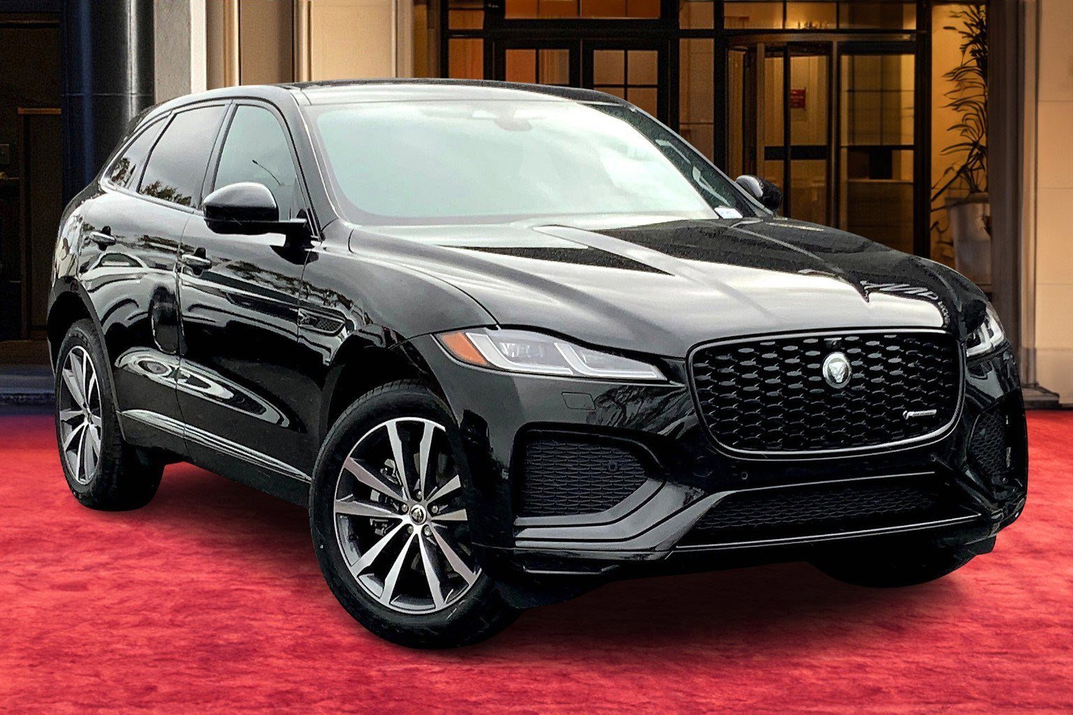 2025 Jaguar F-PACE P250 R-Dynamic S photo 2