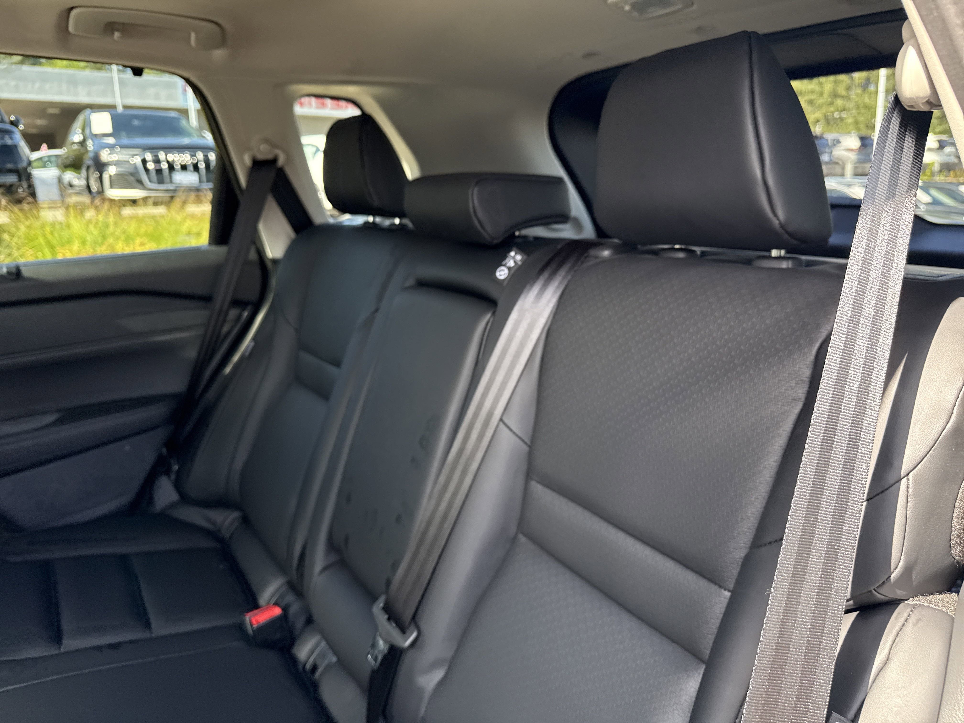 2026 Nissan Rogue SV photo 5