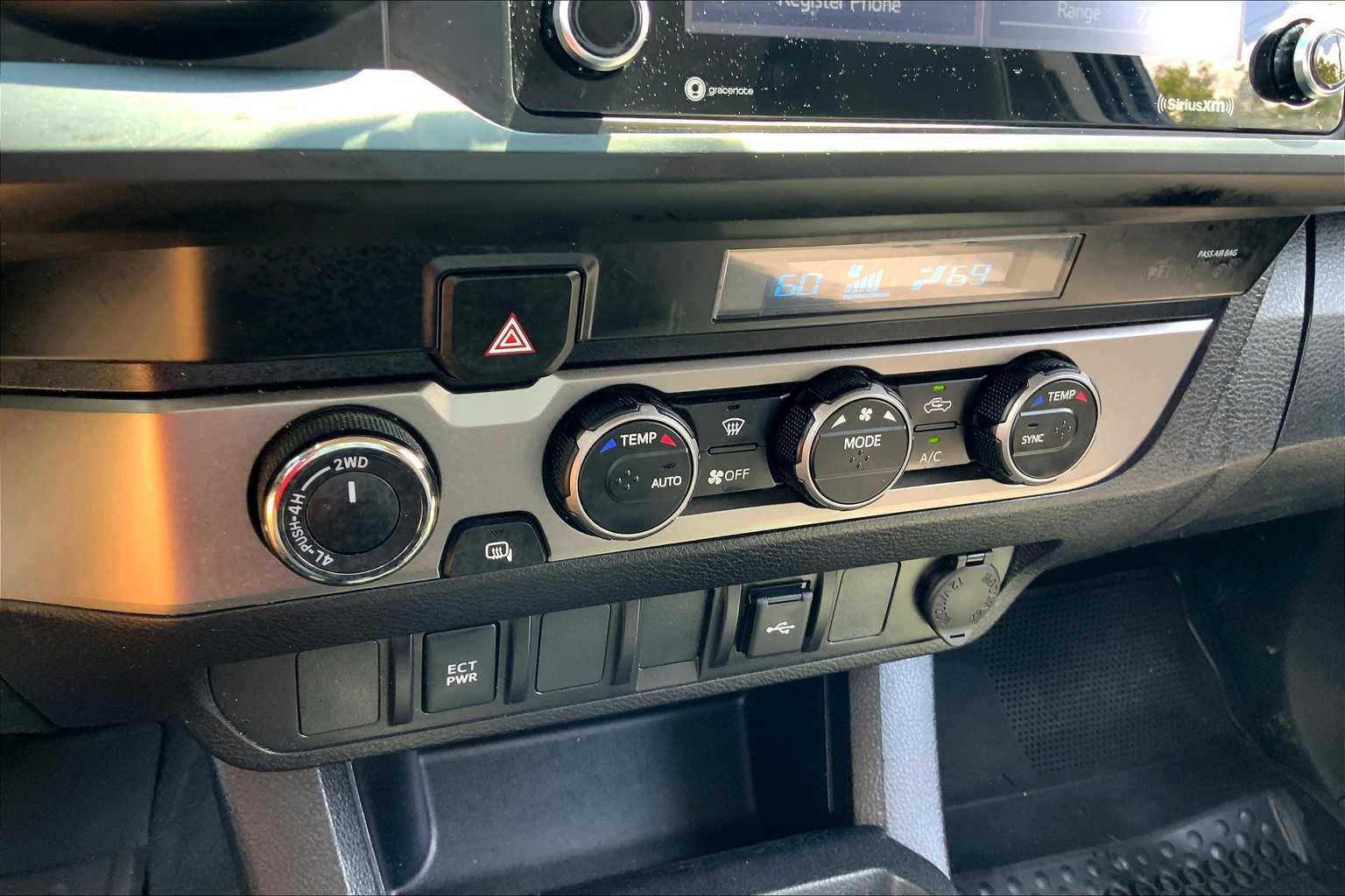2023 Toyota Tacoma SR 4x4 photo 28
