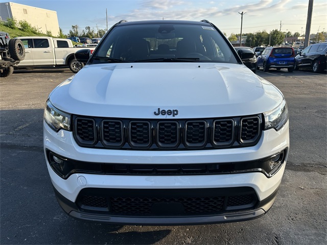 2026 Jeep Compass Limited photo 2