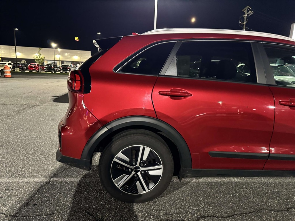 2022 Kia Niro Plug-In Hybrid EX Premium photo 6
