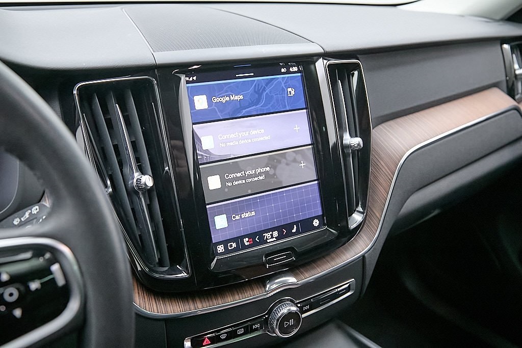 2024 VOLVO XC60 - Image 14