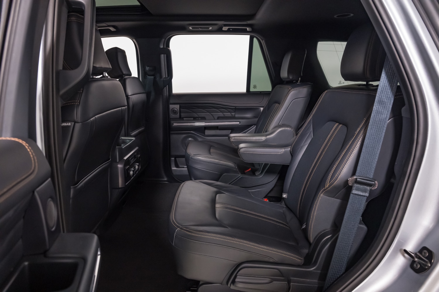 2024 Ford Expedition Platinum photo 21