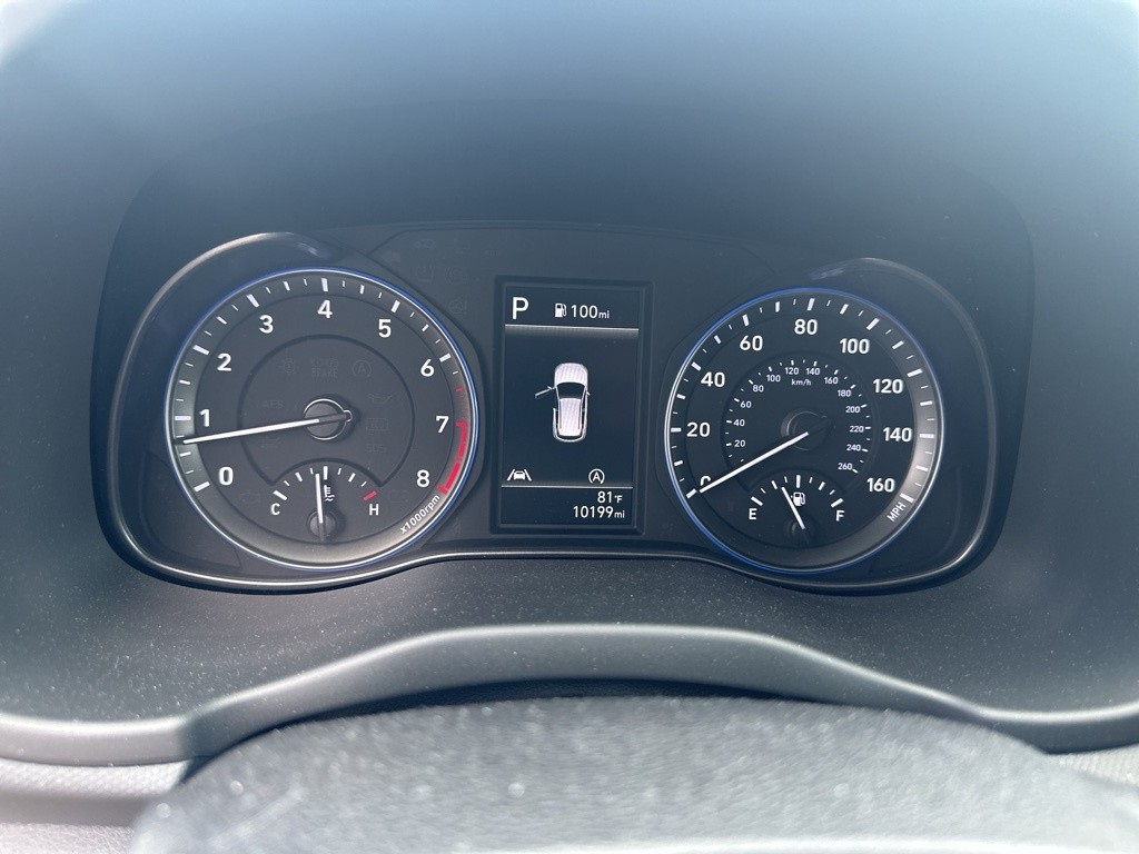 2023 Hyundai Kona SEL photo 2