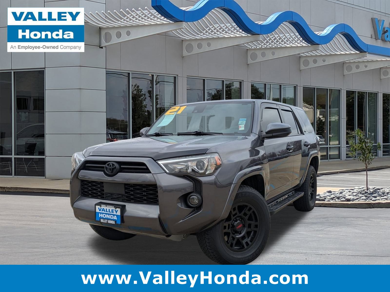 2021 Toyota 4Runner SR5's photo