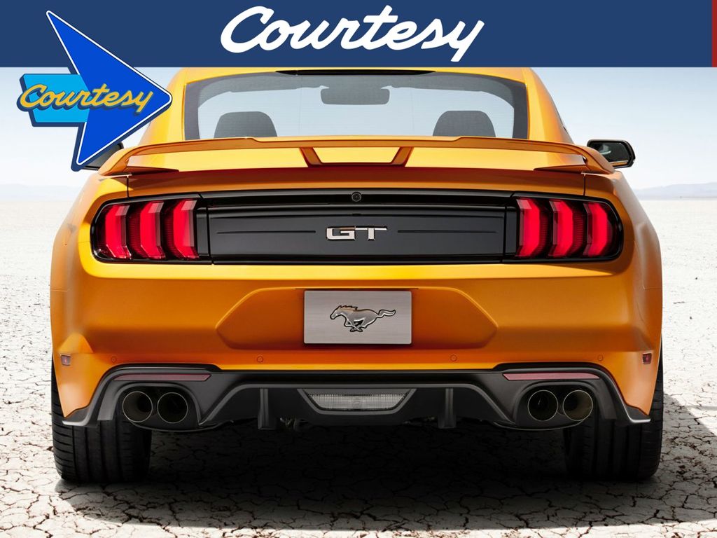 2022 Ford Mustang EcoBoost
