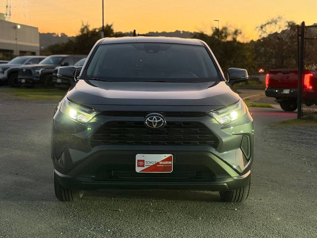 2025 Toyota RAV4 LE photo 2