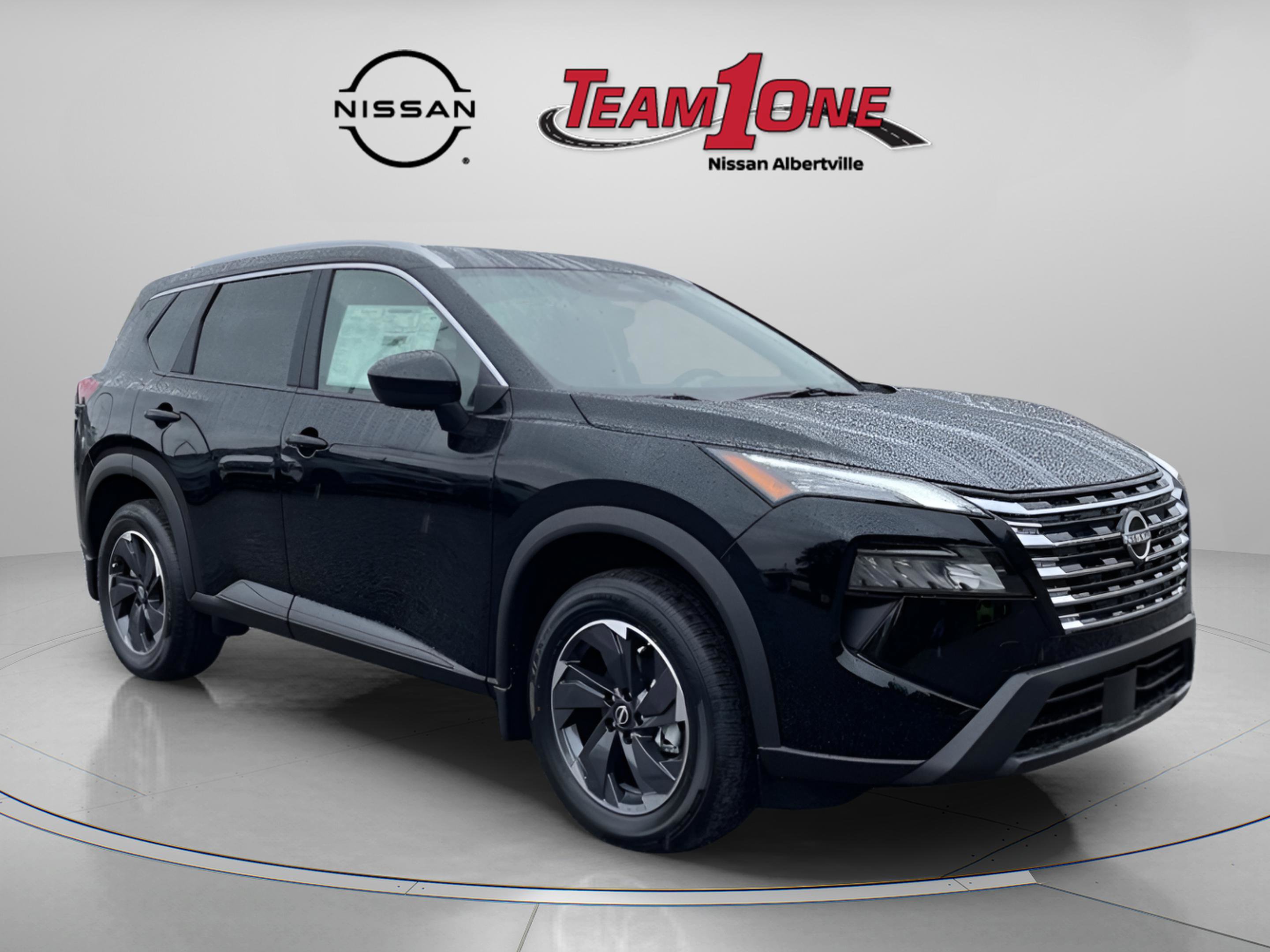 2026 Nissan Rogue SV's photo