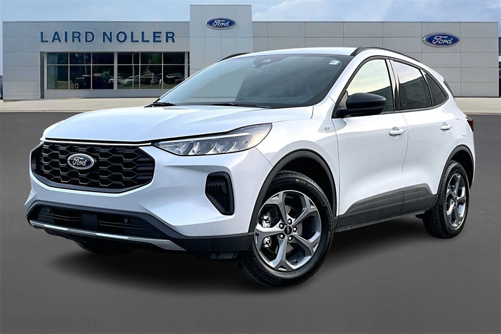 2026 Ford Escape ST-Line's photo