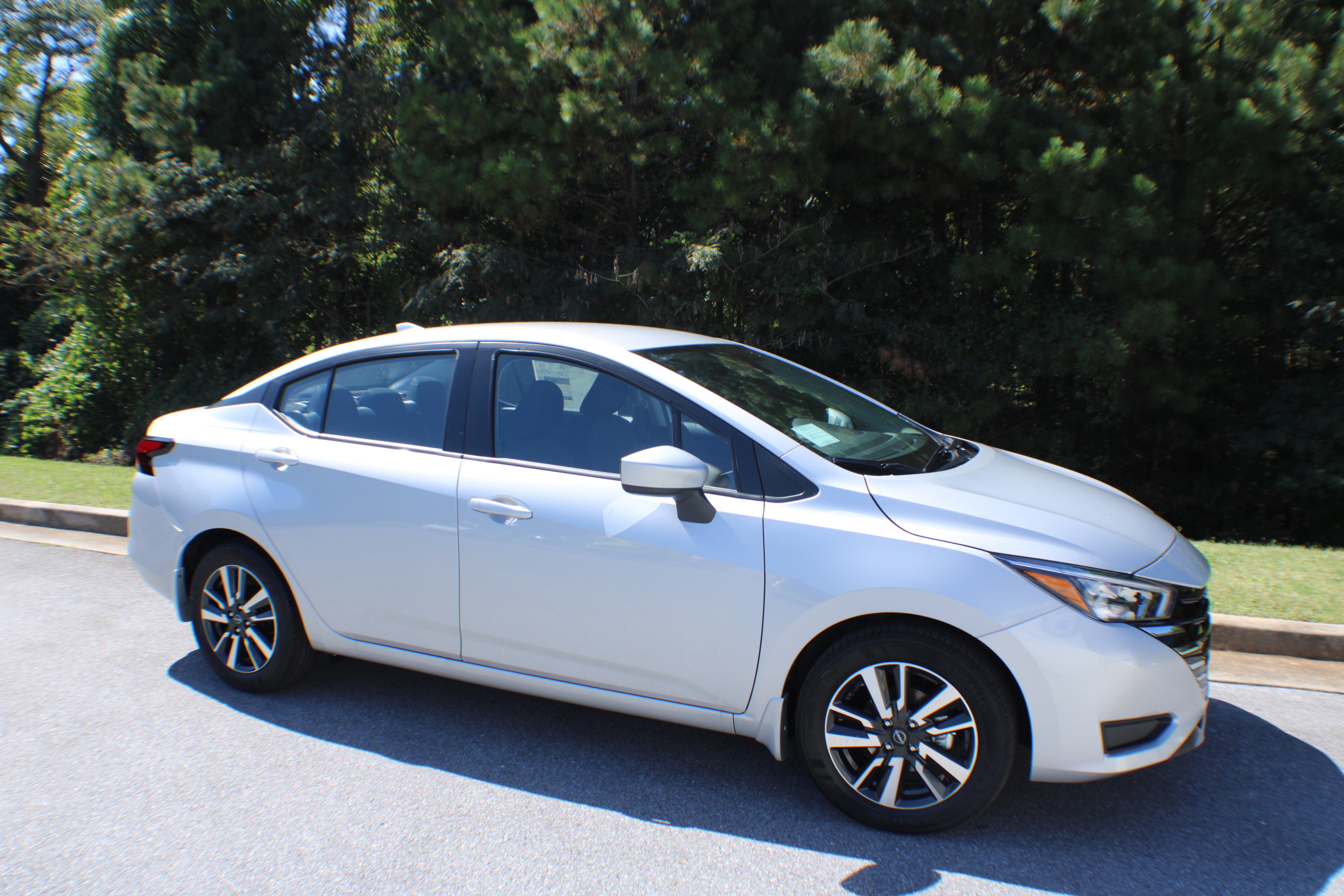 2025 Nissan Versa Sedan SV's photo