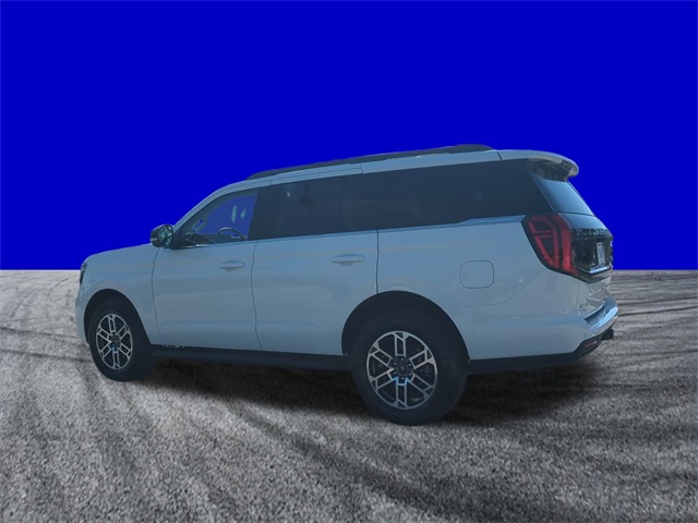 2025 Ford Expedition photo 4