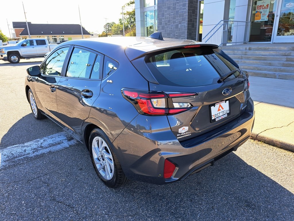 2025 Subaru Impreza Base photo 3