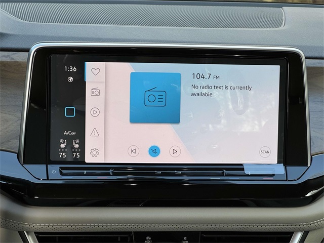 2025 Volkswagen Atlas SE Technology photo 3