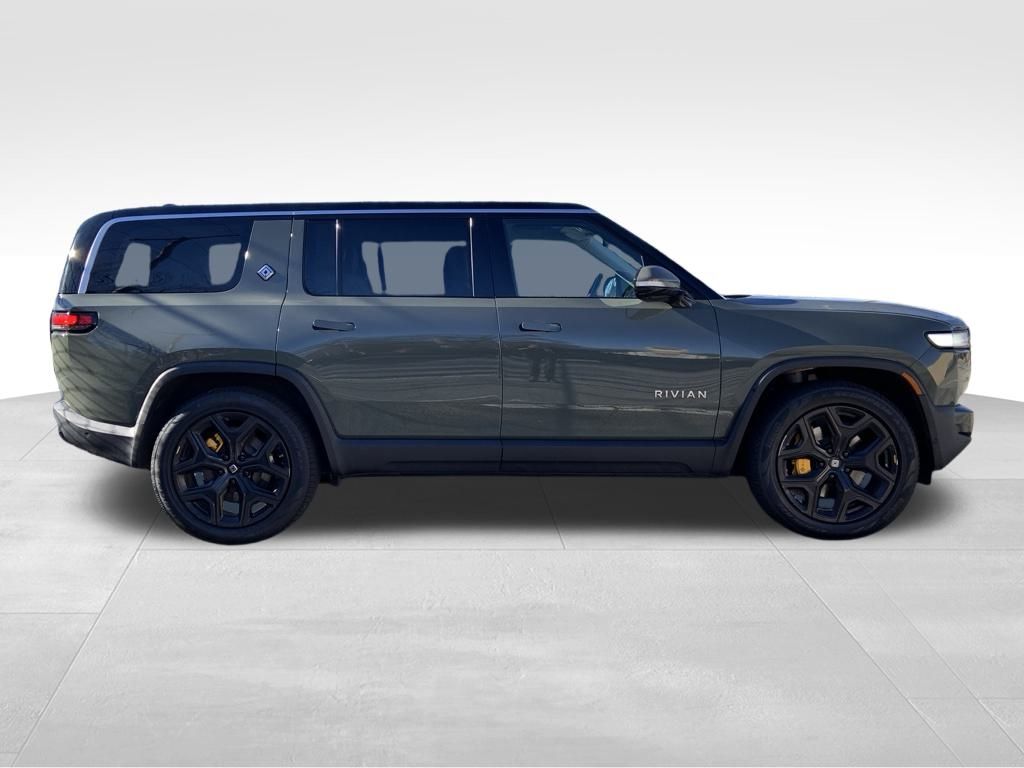 2023 Rivian R1S Launch Edition photo 4
