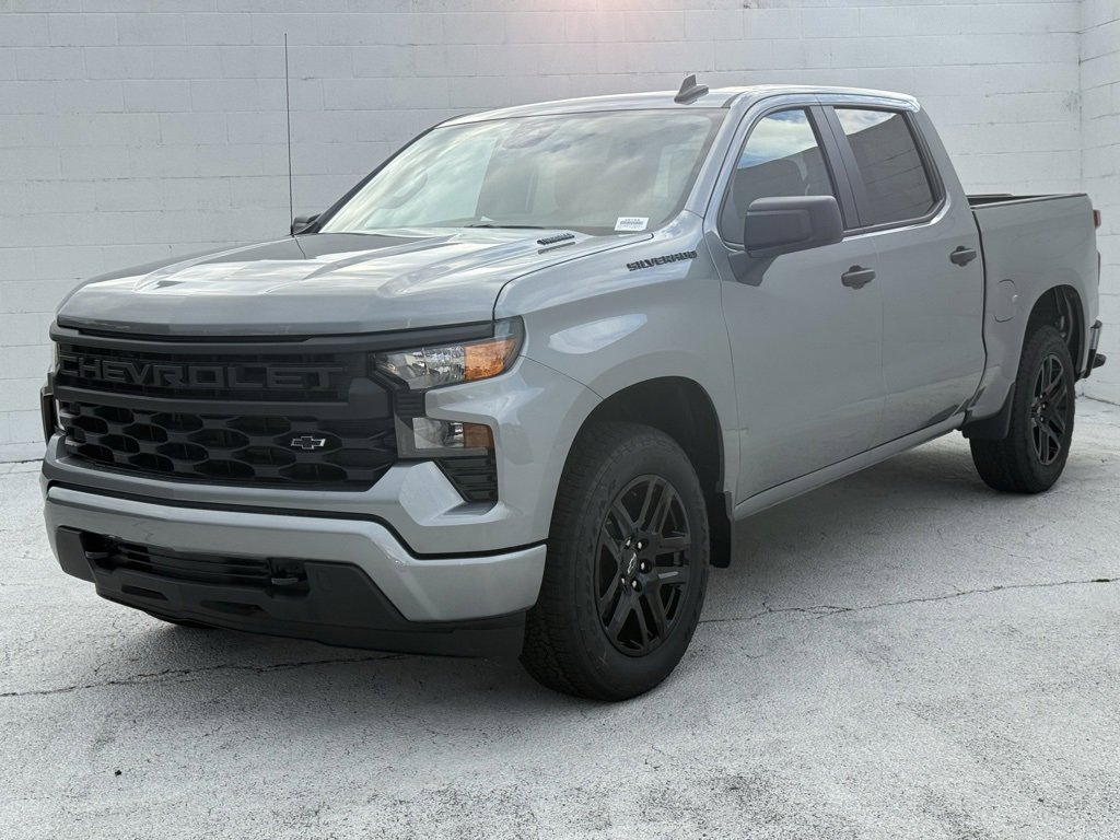 2026 Chevrolet Silverado 1500 Custom photo 4