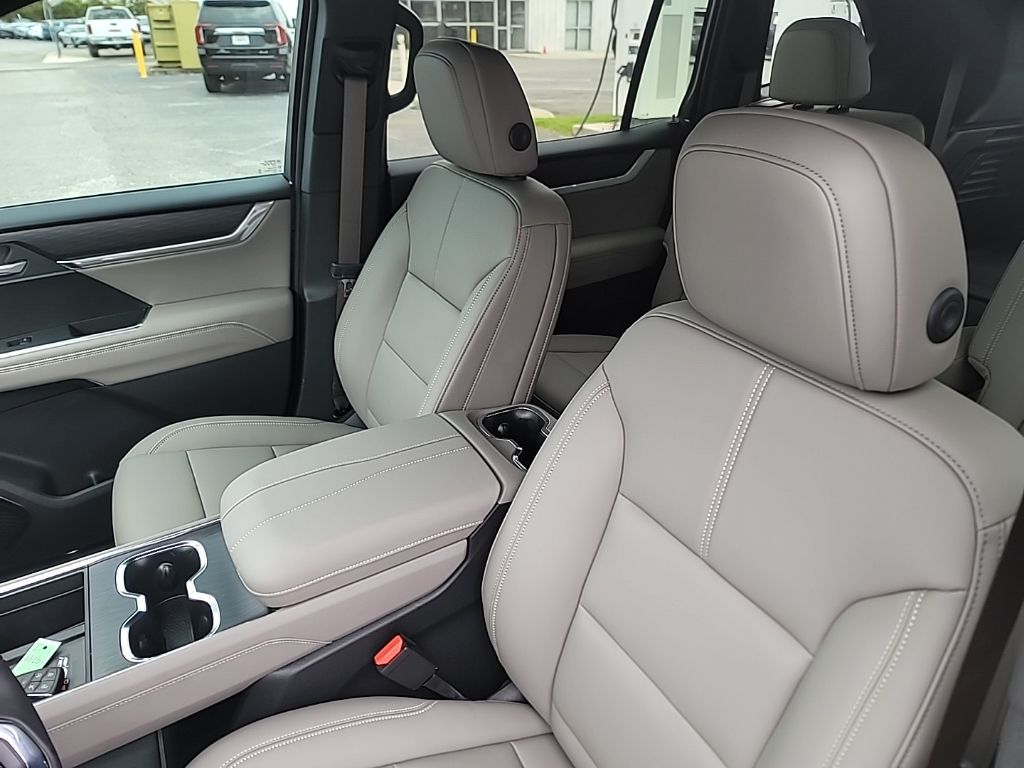 2025 Gmc Acadia Elevation photo 6