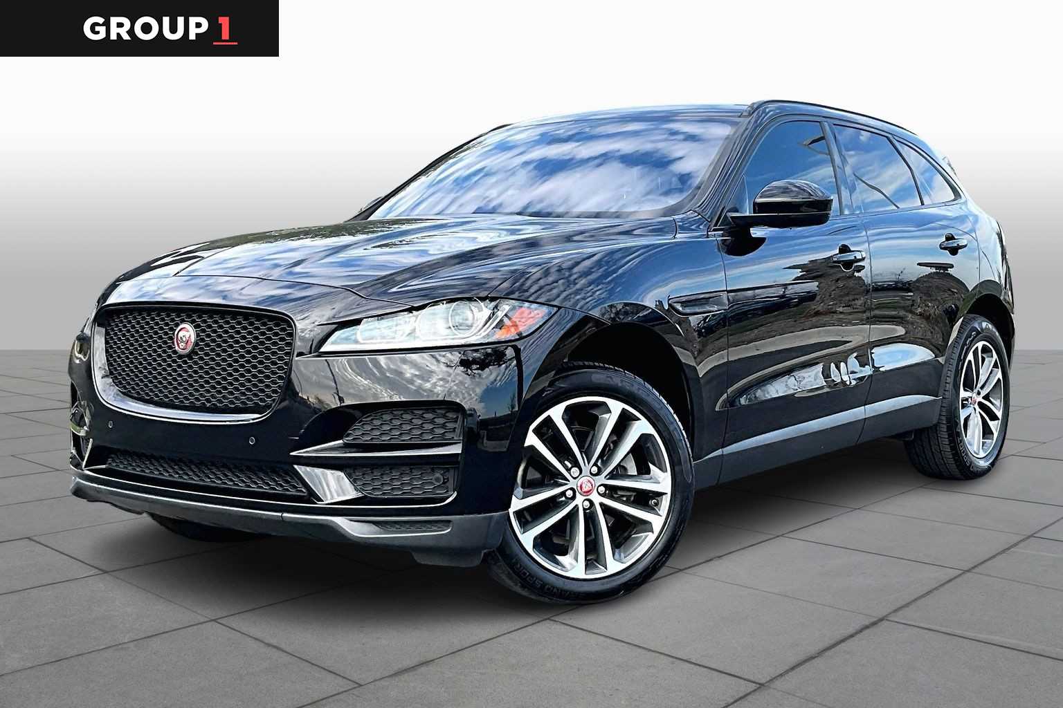 2019 Jaguar F-Pace Premium's photo