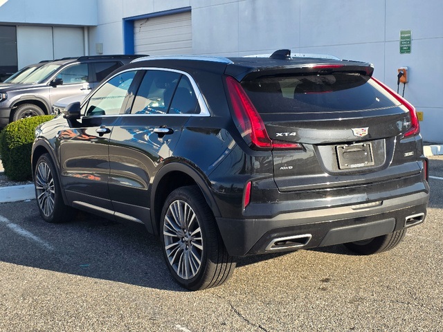2024 Cadillac XT4 Premium Luxury photo 5