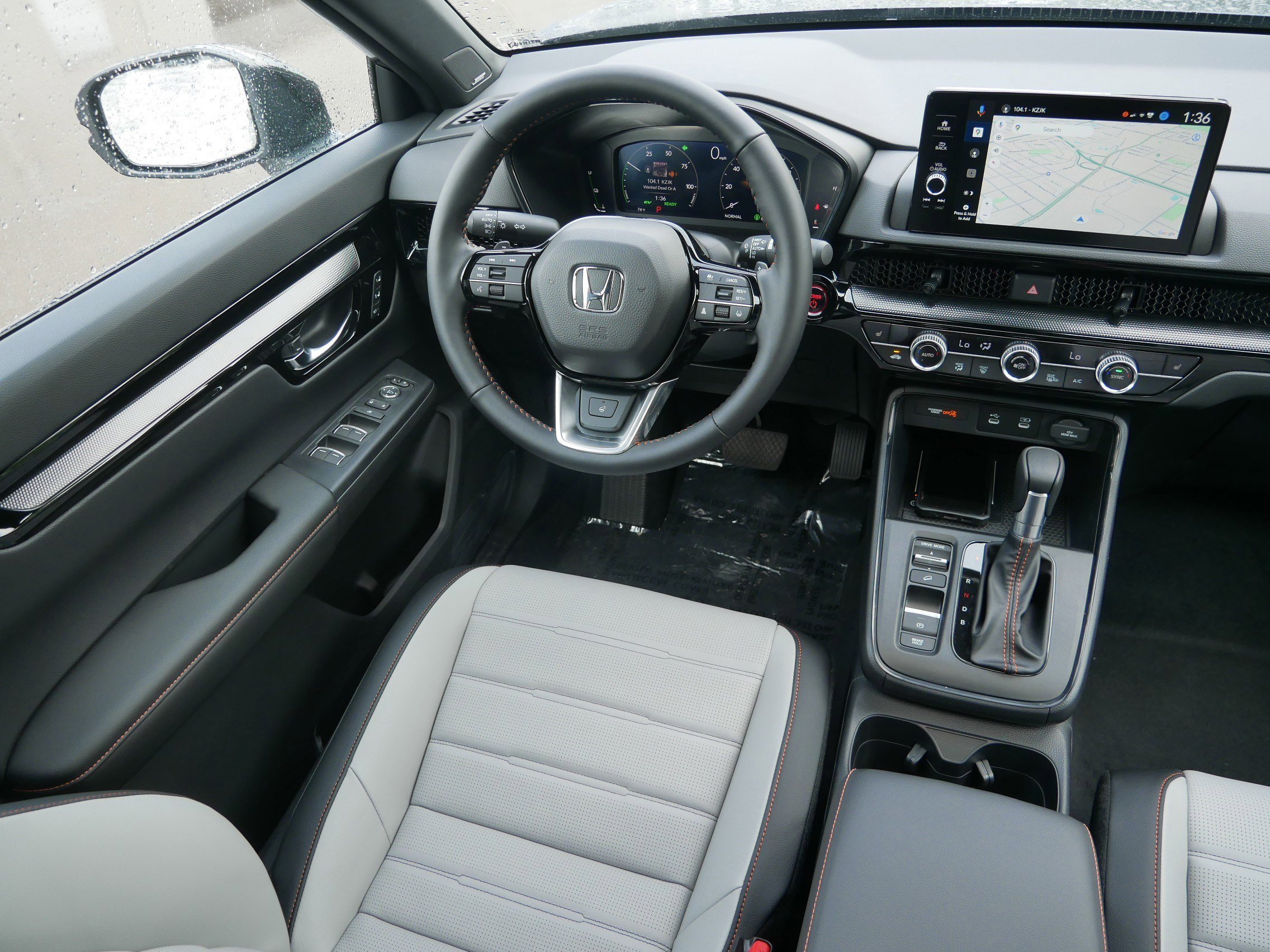 2026 Honda CR-V Hybrid Sport Touring photo 9