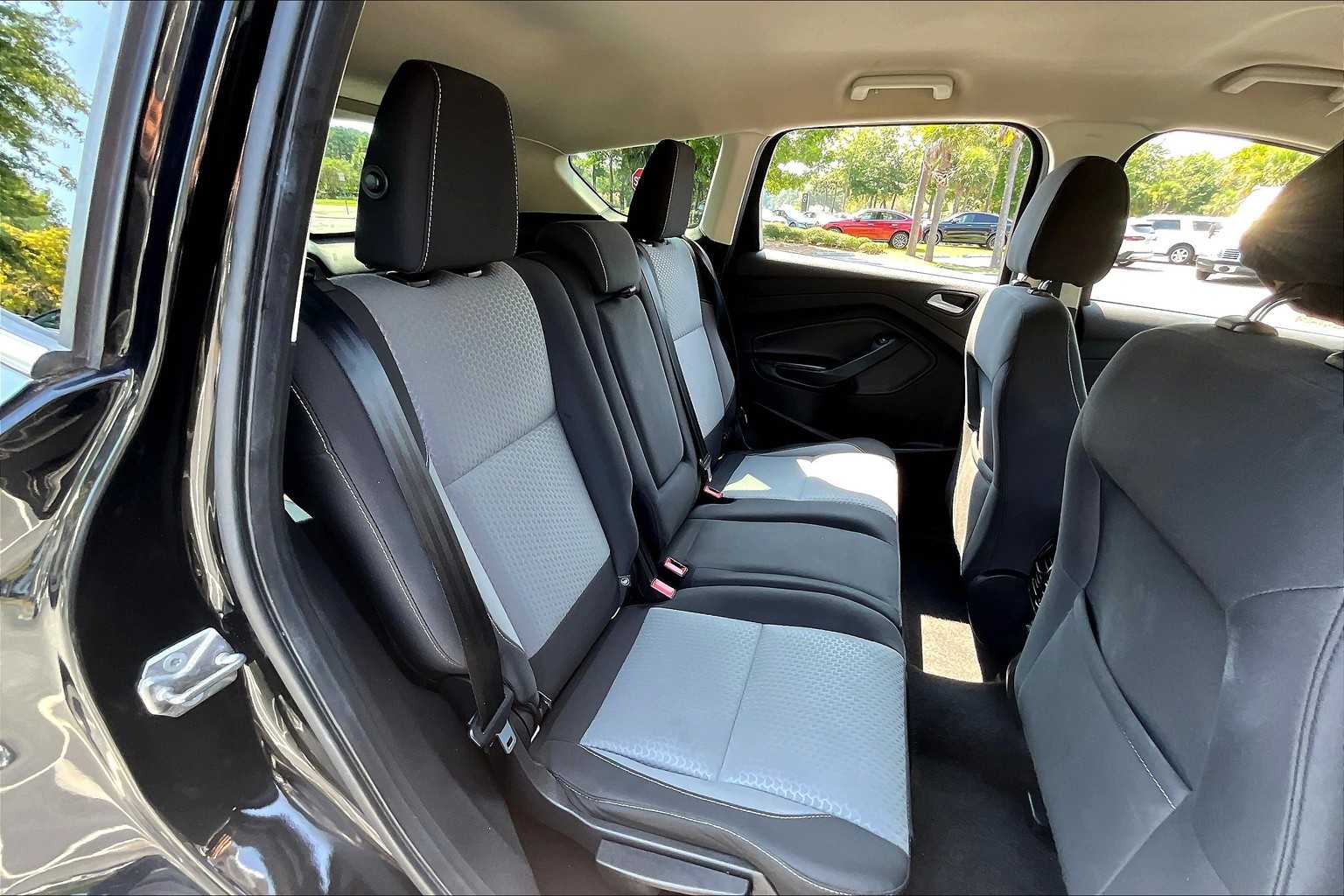 2017 Ford Escape SE photo 17