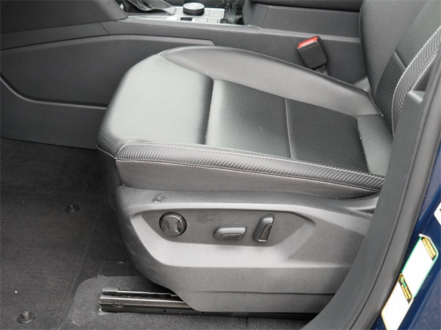 2022 Volkswagen Atlas Cross Sport V6 SE Technology photo 14