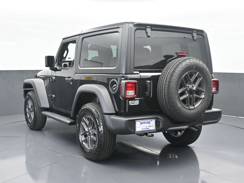 2025 Jeep Wrangler Sport S photo 4
