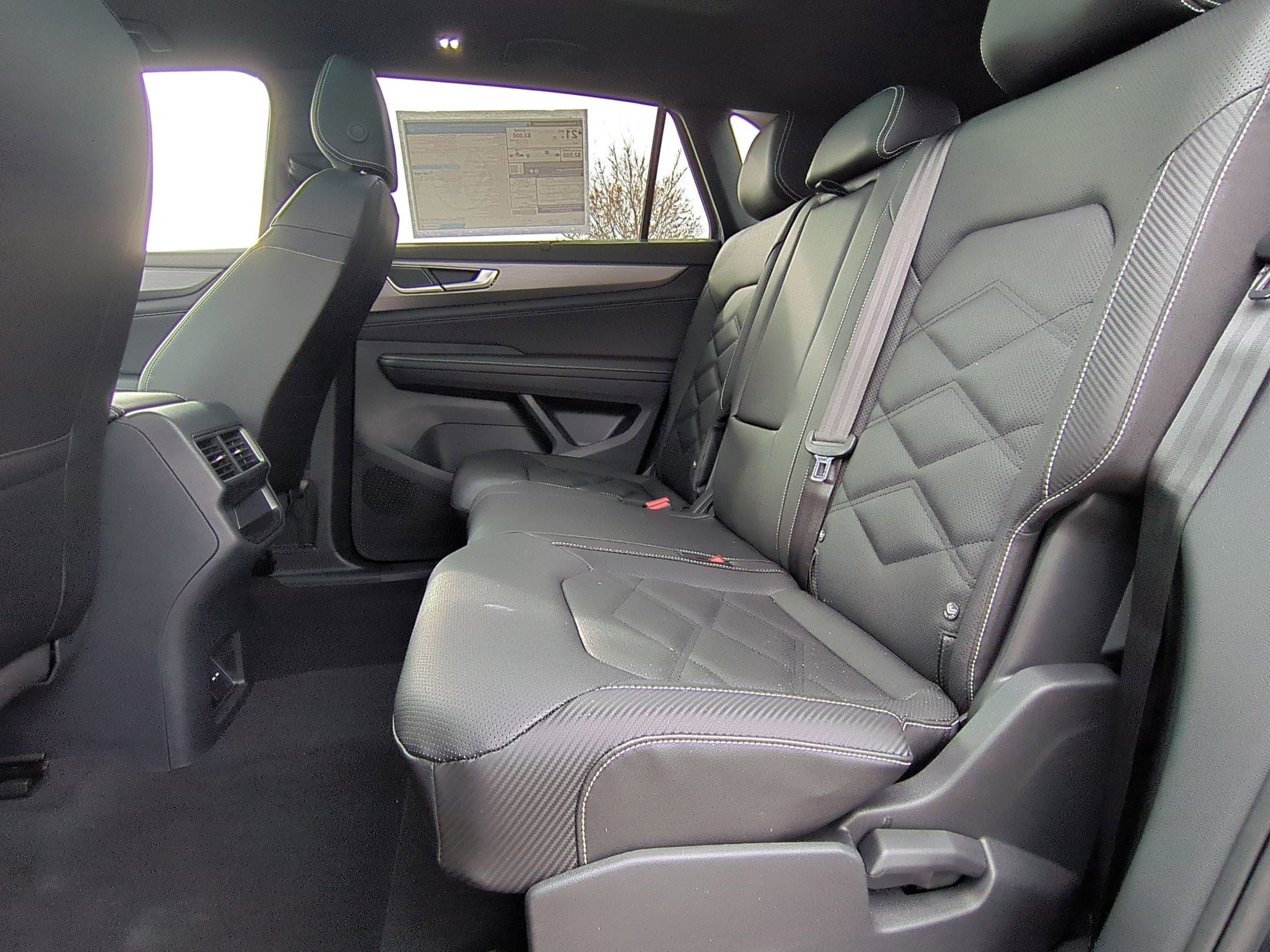 2025 Volkswagen Atlas Cross Sport SE Technology photo 13