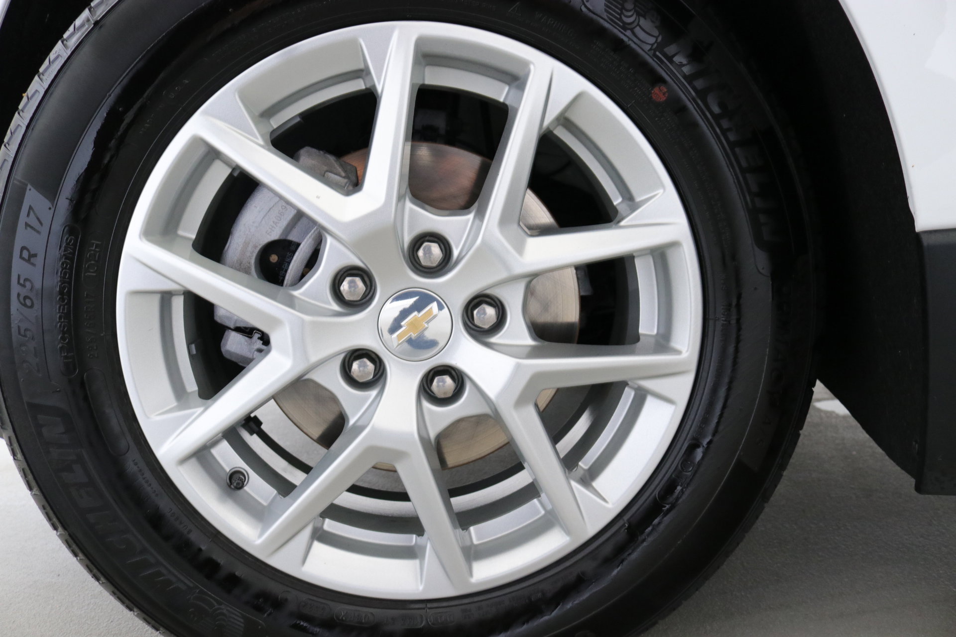 2022 Chevrolet Equinox LS photo 33
