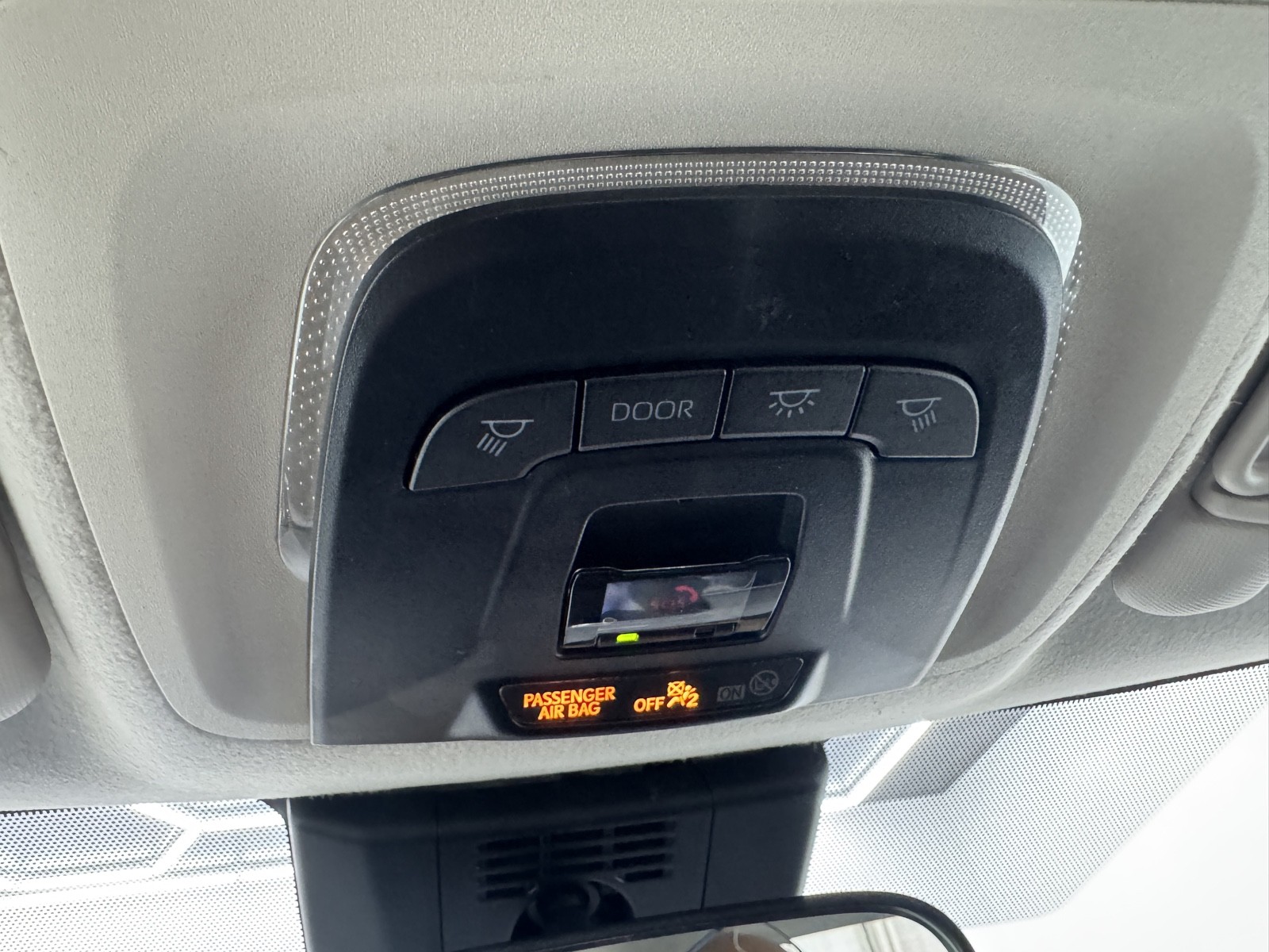 2023 Toyota Corolla LE photo 26