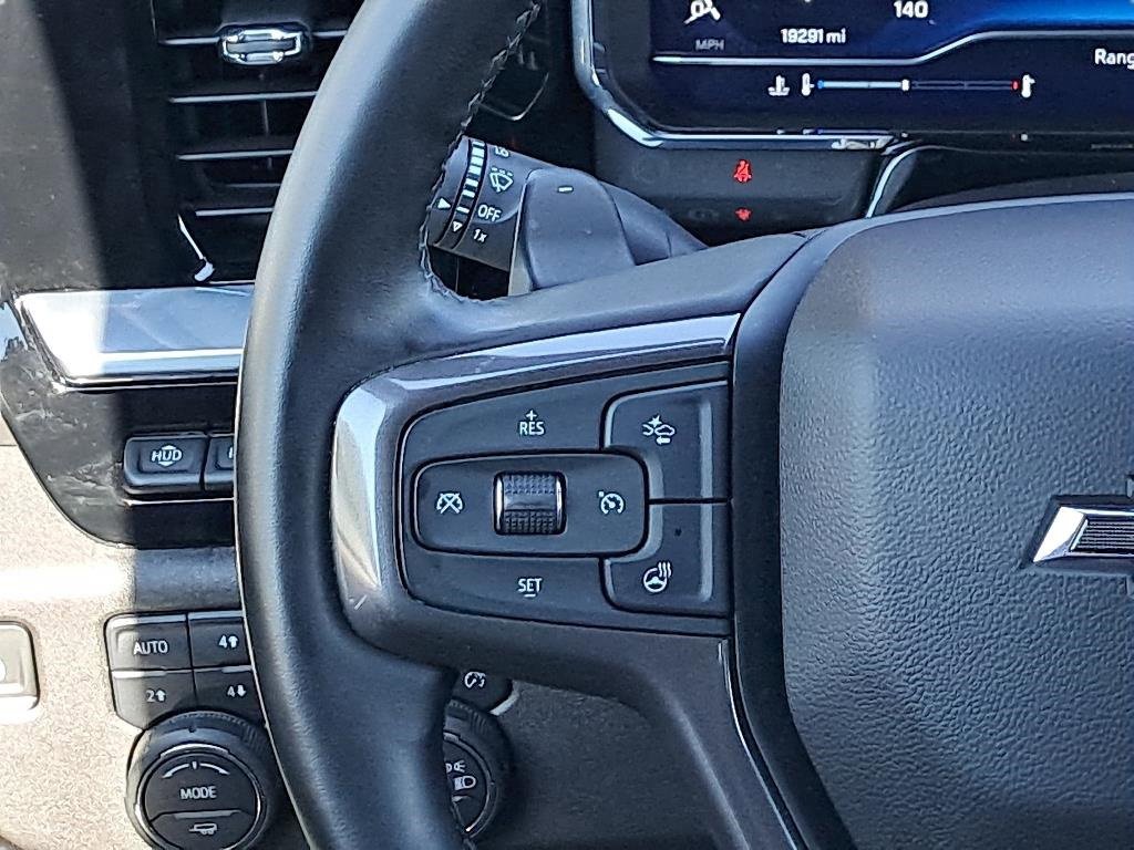 2024 Chevrolet Silverado 1500 High Country photo 14