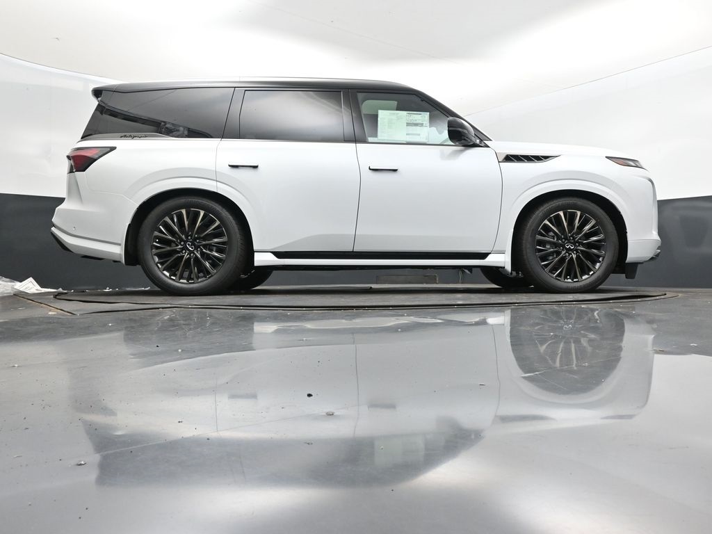 2026 Infiniti QX80 photo 38