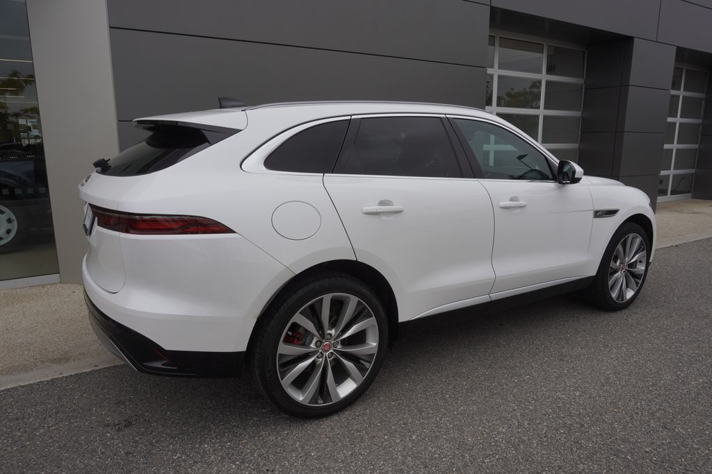 2023 Jaguar F-PACE P250 S photo 4