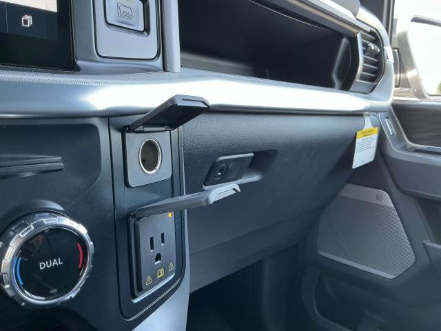 2025 Ford F-150 Lariat photo 23