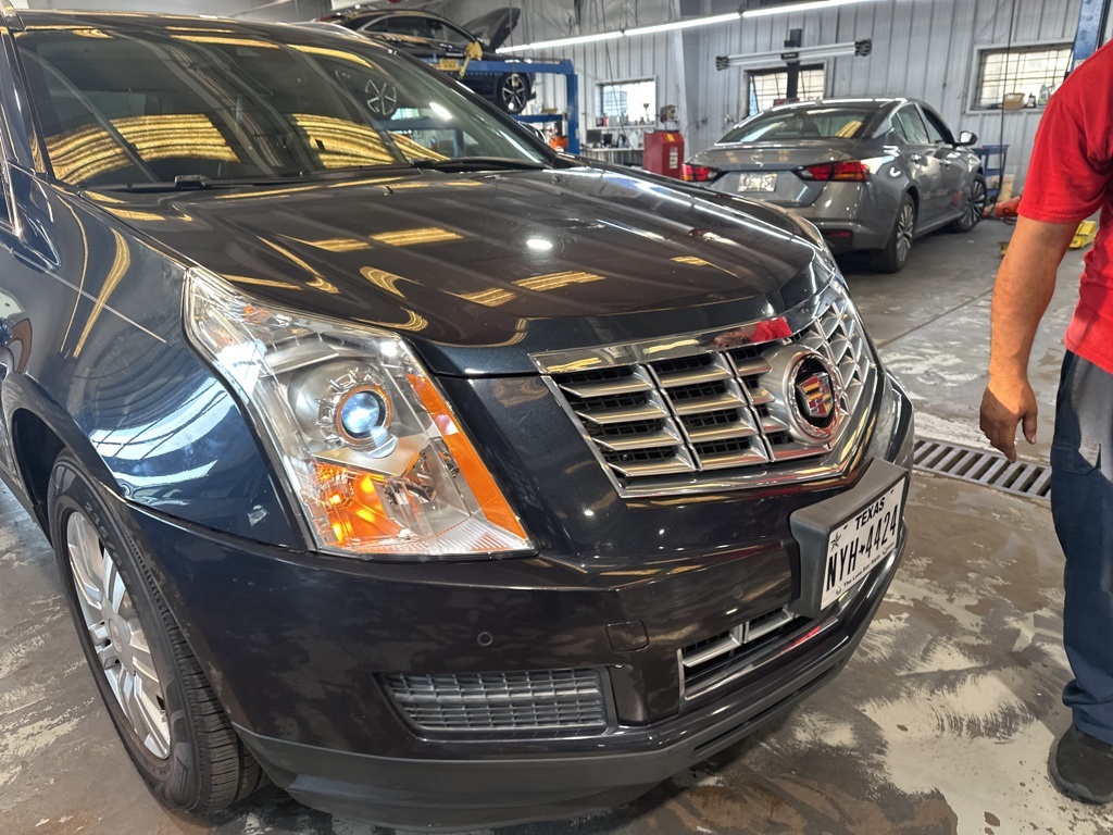 2015 Cadillac SRX Luxury photo 4