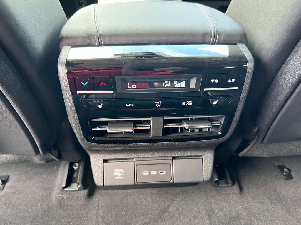 2026 Acura MDX SH-AWD Advance photo 22