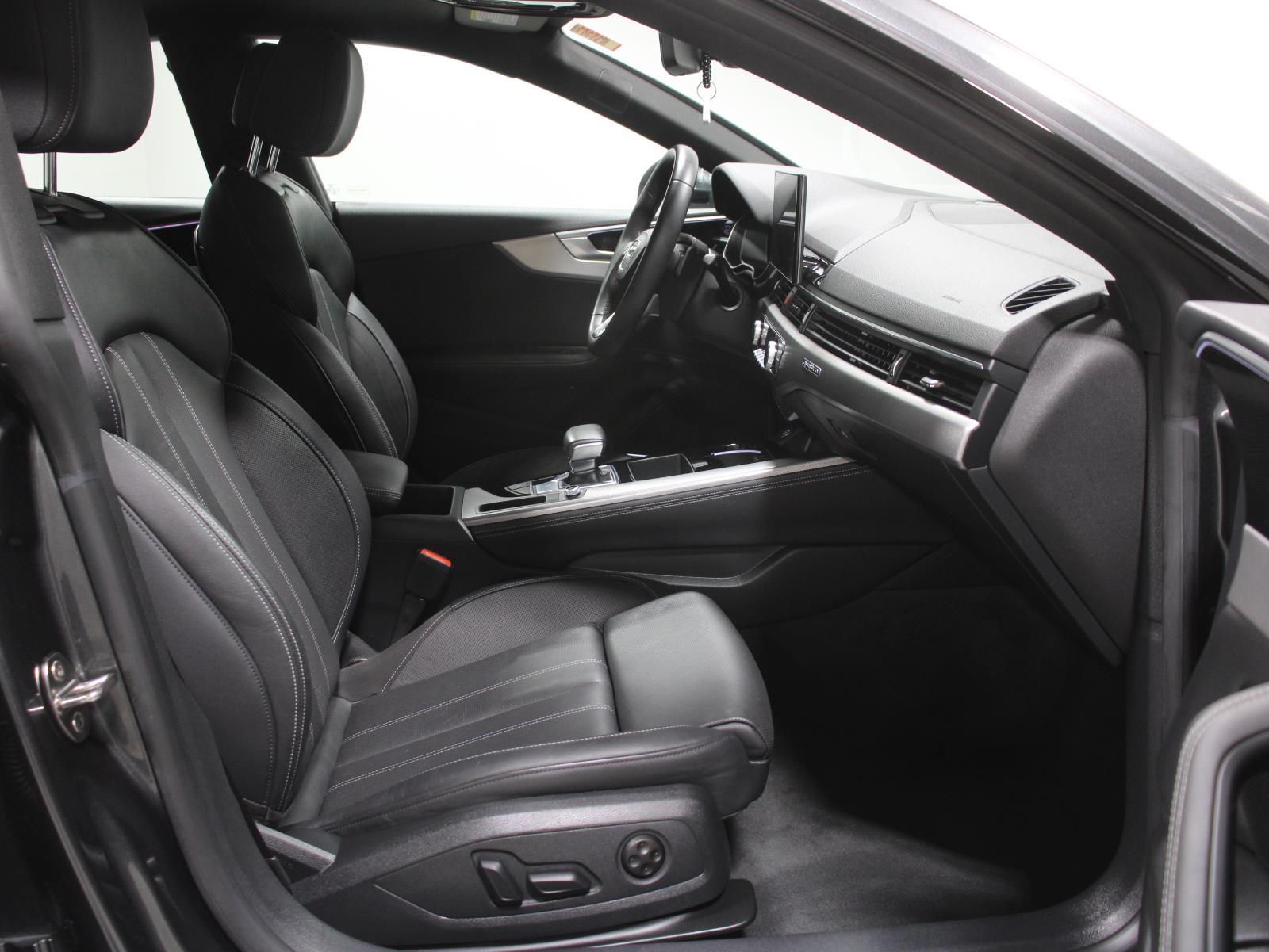 2021 Audi A5 S line Prestige photo 22