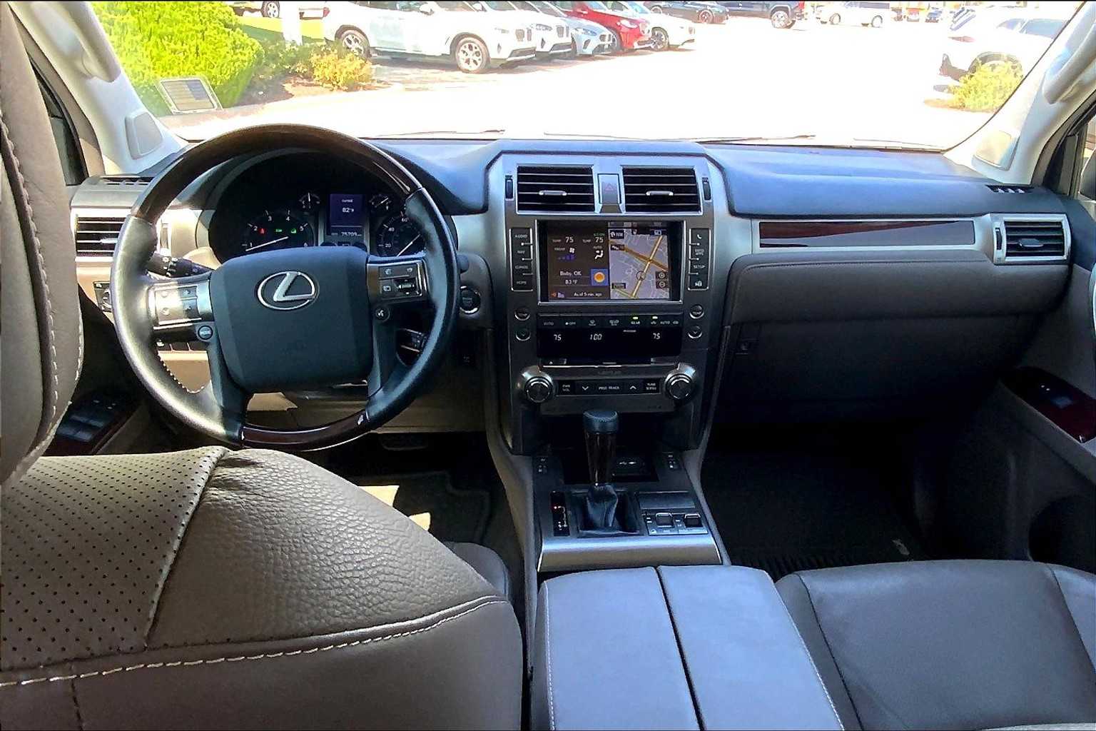 2018 Lexus GX 460 Premium photo 13