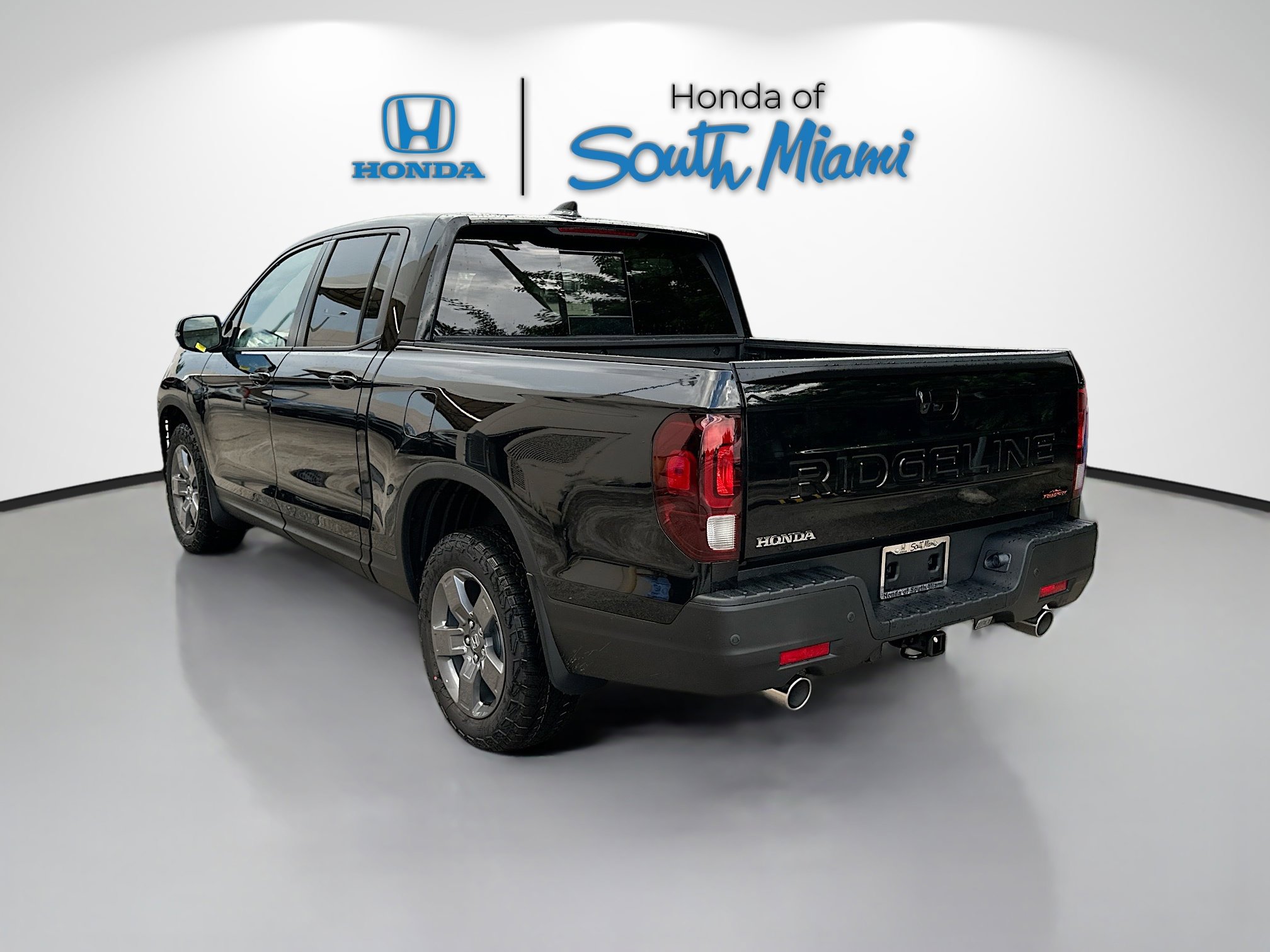 2025 Honda Ridgeline TrailSport photo 3