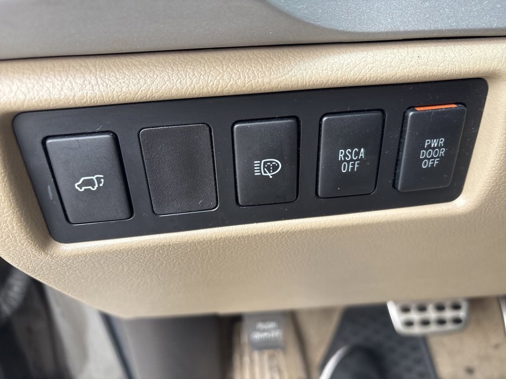 2008 Toyota Sequoia Limited photo 19