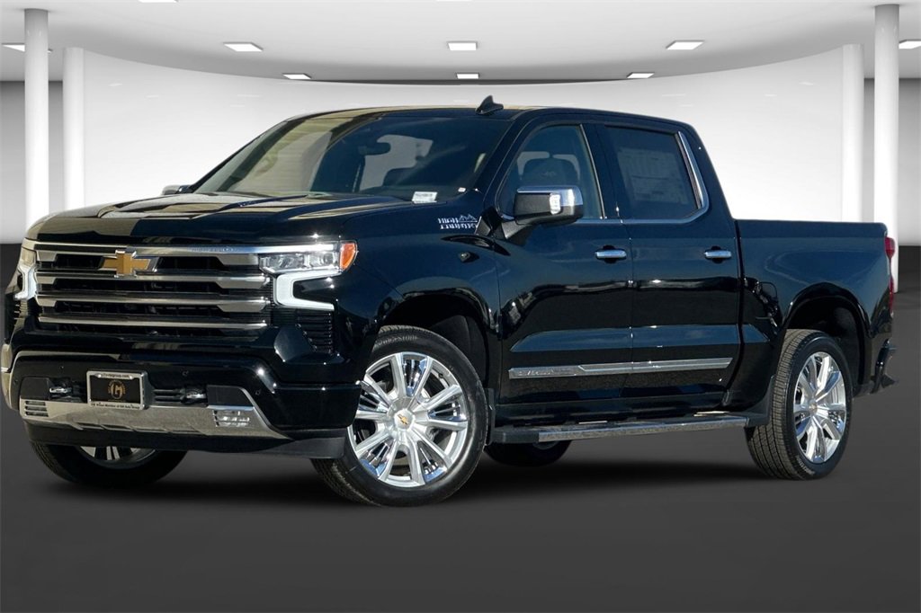 2024 Chevrolet Silverado 1500 High Country photo 2