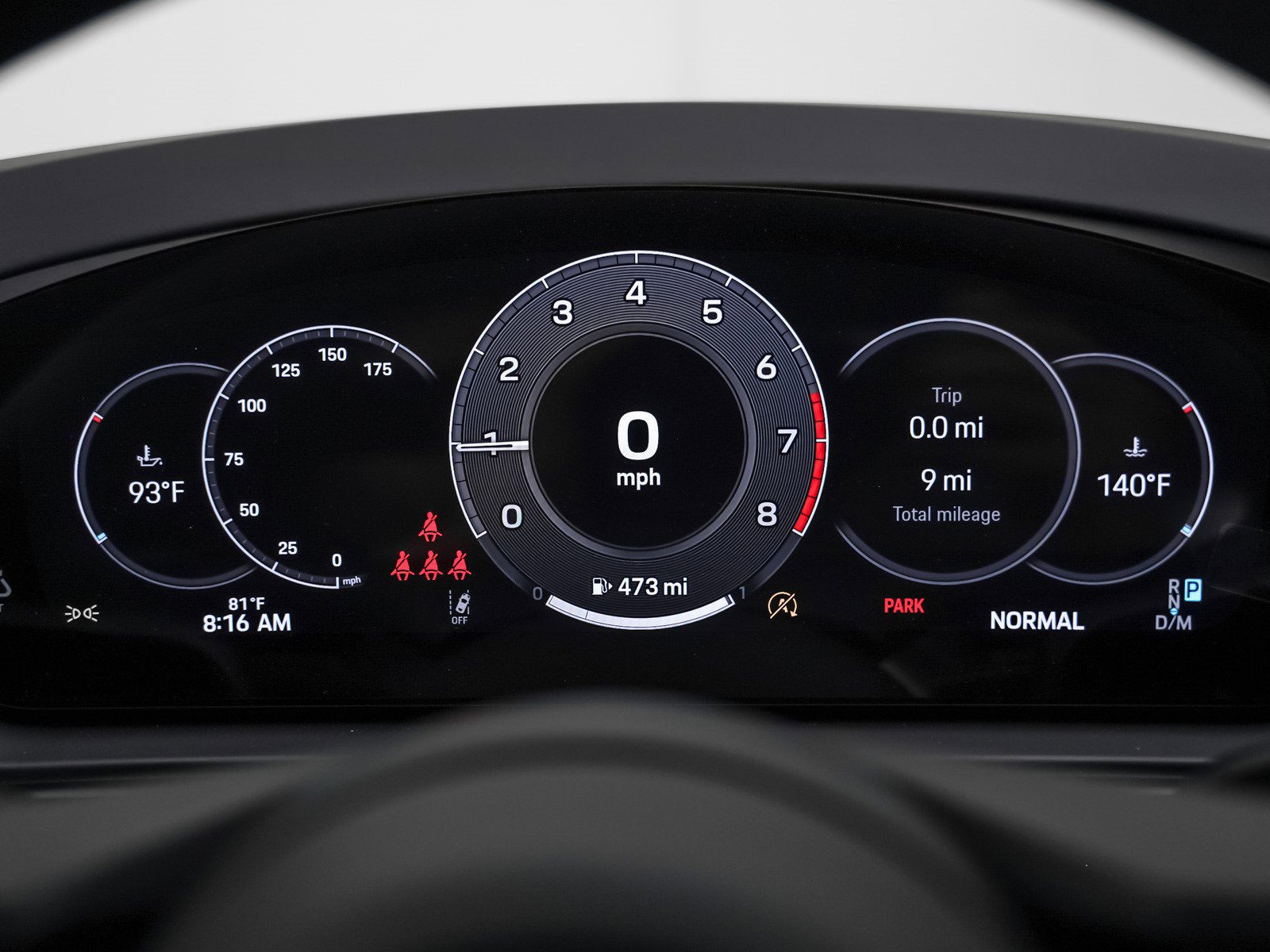 2025 Porsche Cayenne photo 18