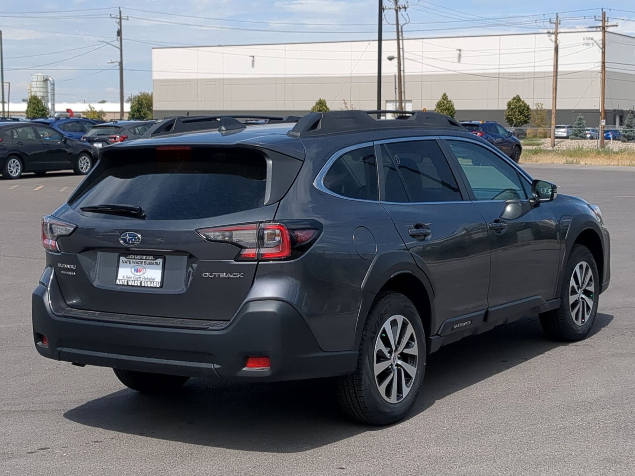 2025 Subaru Outback Premium photo 3