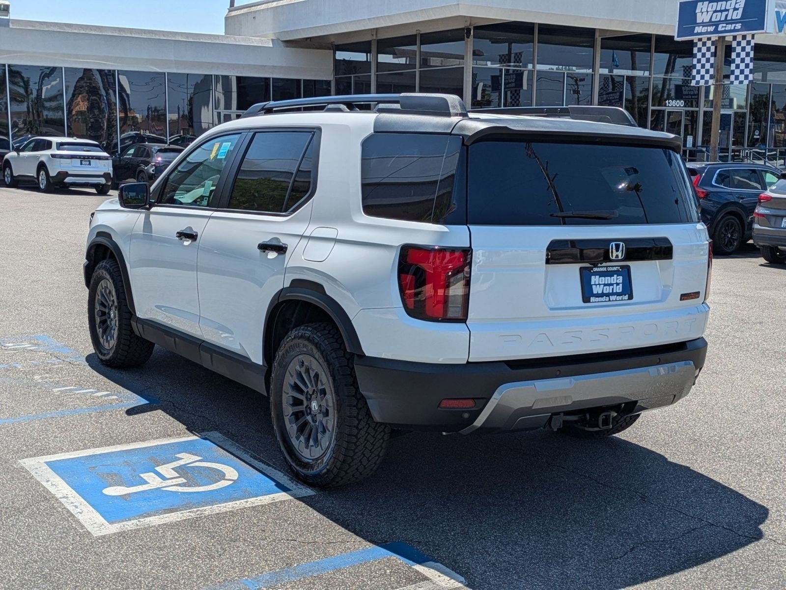 2026 Honda Passport TrailSport photo 2