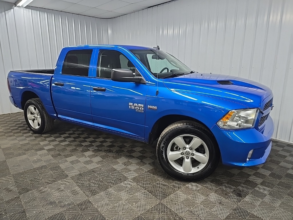 2022 Ram 1500 Classic Express photo 4
