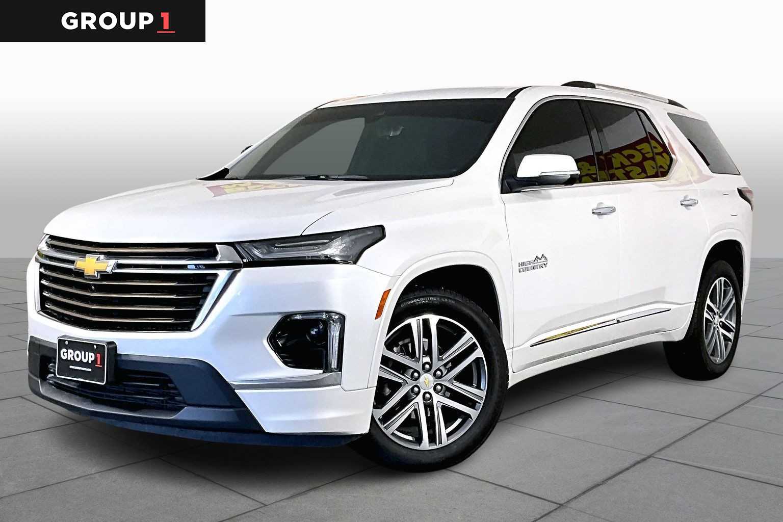 2023 Chevrolet Traverse High Country's photo
