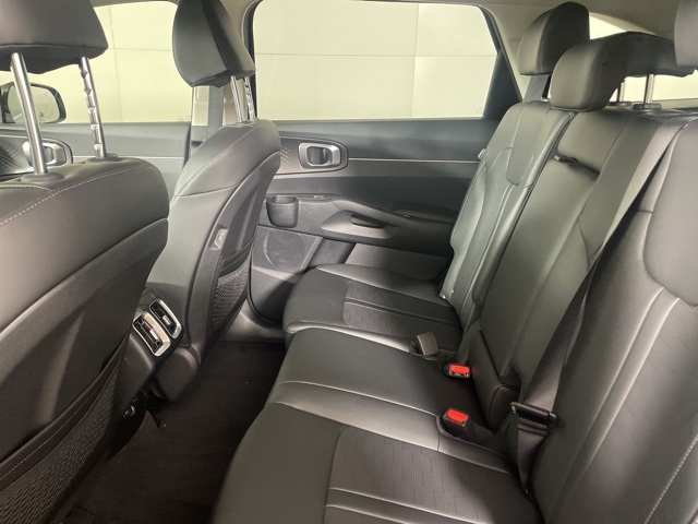 2025 Kia Sorento S photo 31